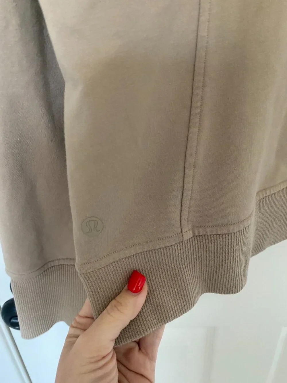 Lululemon | Scuba Pullover in Sandlot